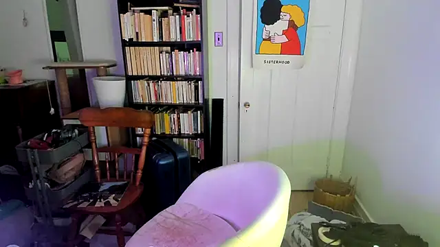 Snapshot of Rosiee69_ chatting on September 10, 8:31 pm Rosiee69  online show from September 10, 8:31 pm