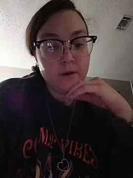 HTXBELLE online show from October 30, 5:32 am