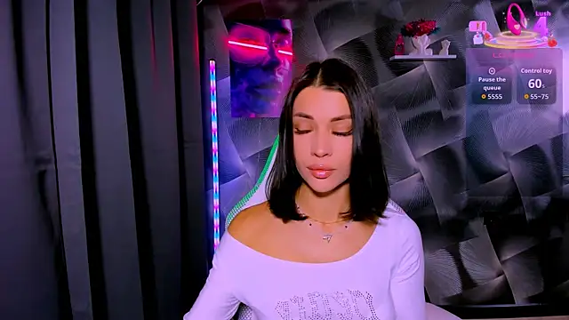 Snapshot of KetiWils chatting on October 5, 3:00 am KetiWils online show from October 5, 3:00 am