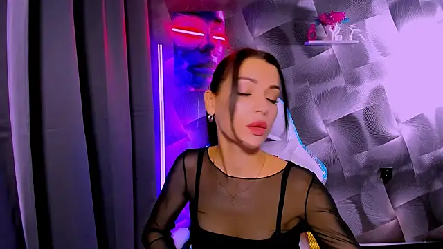 Snapshot of KetiWils chatting on October 16, 4:48 am KetiWils online show from October 16, 4:48 am