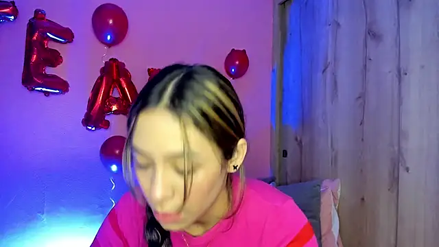 TANIA 06 online show from February 16, 1:55 pm