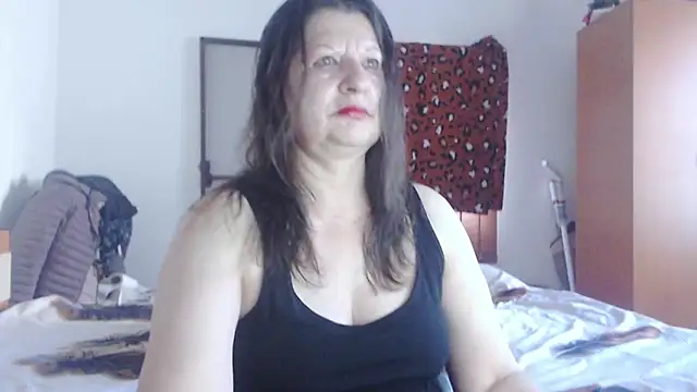 ExtasyMature online show from April 19, 5:40 am