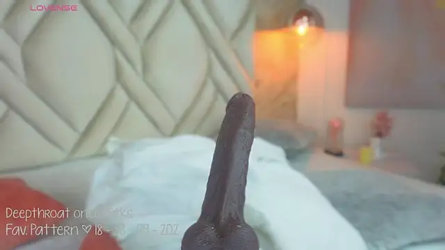 Leaa Cox online show from April 15, 4:24 am