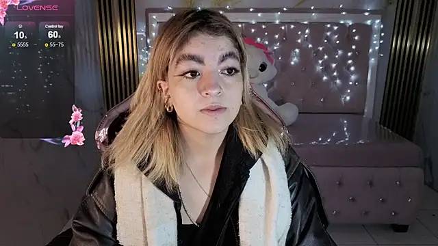 lili conor s online show from November 18, 3:07 am