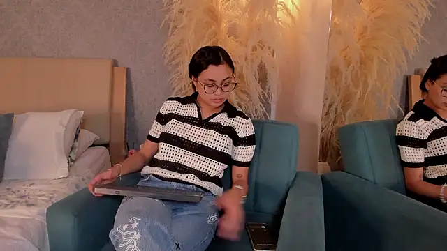 Lucia Brown  online show from March 11, 3:47 pm