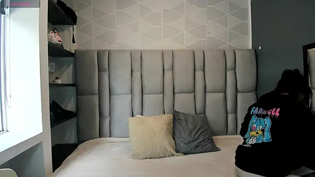 Natasha rose   online show from September 30, 7:30 pm