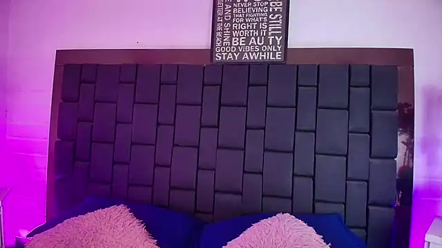 Snapshot of Lexi_Howard_ chatting on September 29, 3:33 am Lexi Howard online show from September 29, 3:33 am