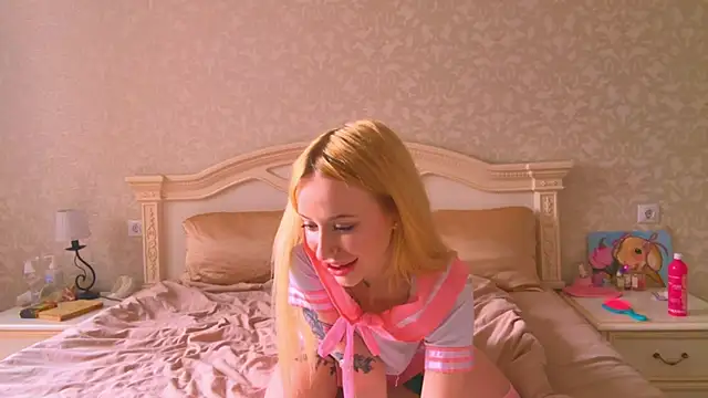  BunnyDollStella  online show from September 20, 8:12 am