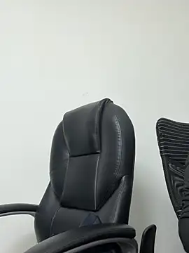 Megan-01- online show from March 30, 1:33 pm