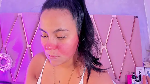 Emily Black1 online show from January 13, 10:25 pm