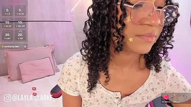 Layla Clarke online show from March 4, 4:30 am