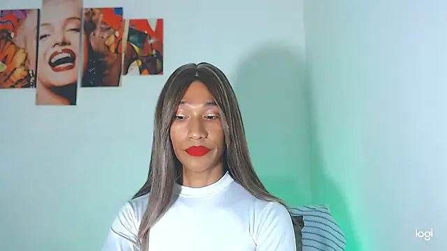 red veltet online show from February 20, 9:15 pm