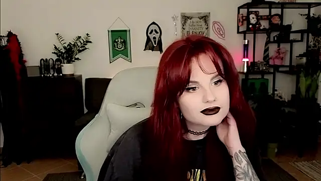 Della Ideal online show from February 21, 6:41 pm