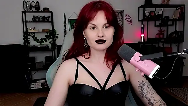 Della Ideal online show from April 19, 5:13 pm