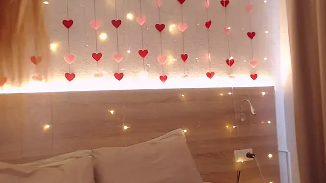 IvyAngel online show from April 8, 1:13 pm