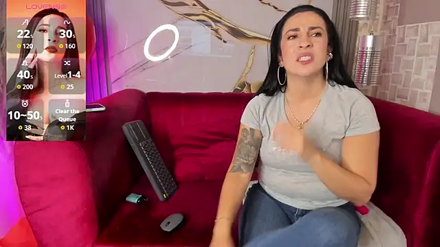 Bella williamss  online show from November 25, 8:42 pm