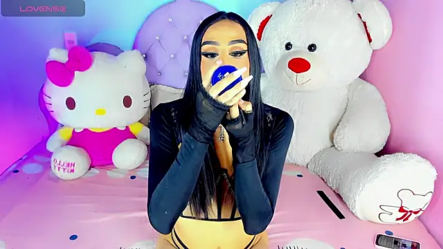 Julie Lovelyx1 online show from July 4, 8:32 am