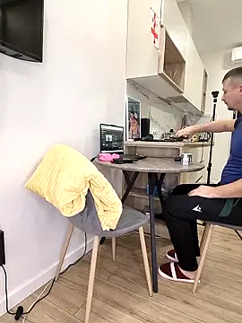  KissMyAss  online show from March 31, 9:48 pm