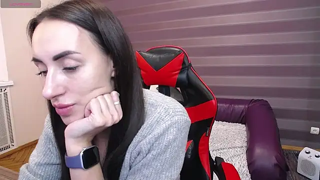 JenniferStone online show from November 14, 8:58 am