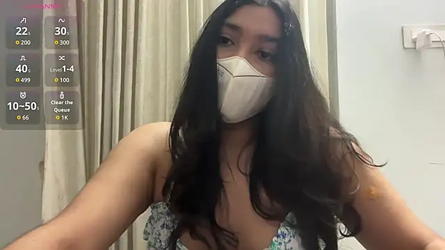 Snapshot of oviyakalra chatting on September 23, 1:59 am oviyakalra online show from September 23, 1:59 am