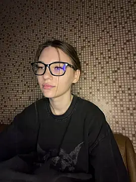 MrrKate online show from June 3, 1:28 am