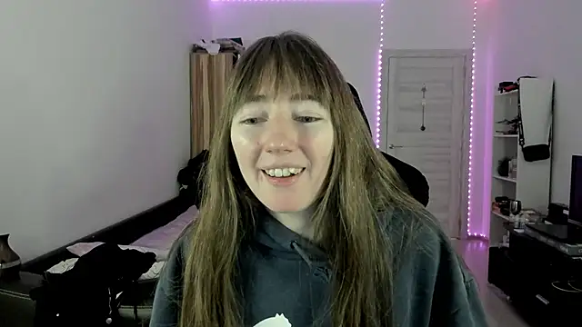 bekkawell online show from December 18, 4:01 pm