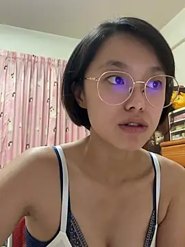 ladypaggy online show from April 19, 3:23 pm