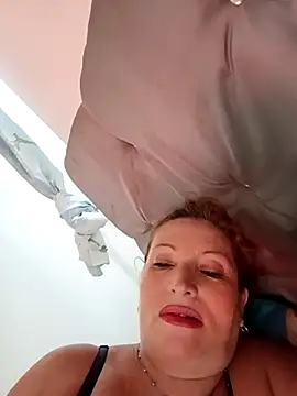 Sexy-Woman-Mature online show from April 18, 7:58 pm