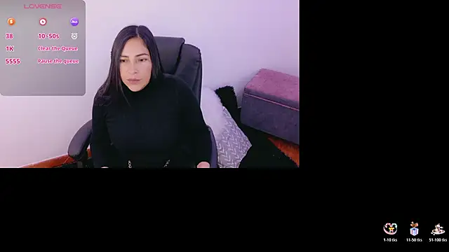 luna lgomez  online show from March 19, 11:25 am