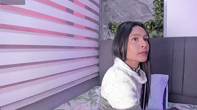 Fernanda liie  online show from December 4, 12:18 pm