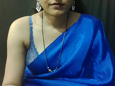 Snapshot of sugandha_bhabhi chatting on September 18, 4:38 pm sugandha bhabhi online show from September 18, 4:38 pm