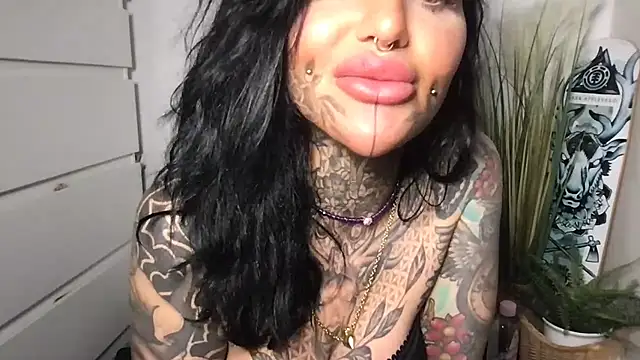 Peaches and the Cream online show from February 24, 12:37 pm