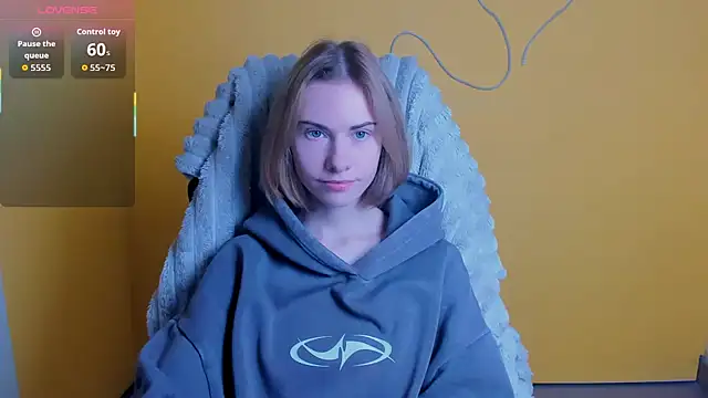 Fiona Night online show from December 19, 6:27 am