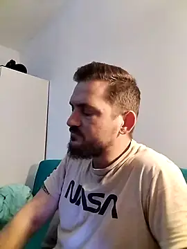 bad and beautiful boy online show from February 4, 6:33 pm