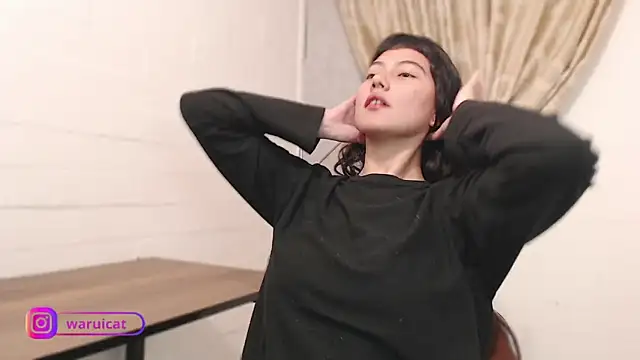 Laury uri online show from February 12, 1:40 am