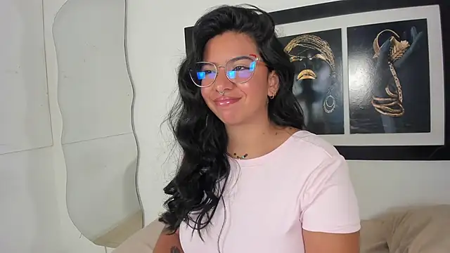 emilyy cooperr online show from December 15, 12:10 pm