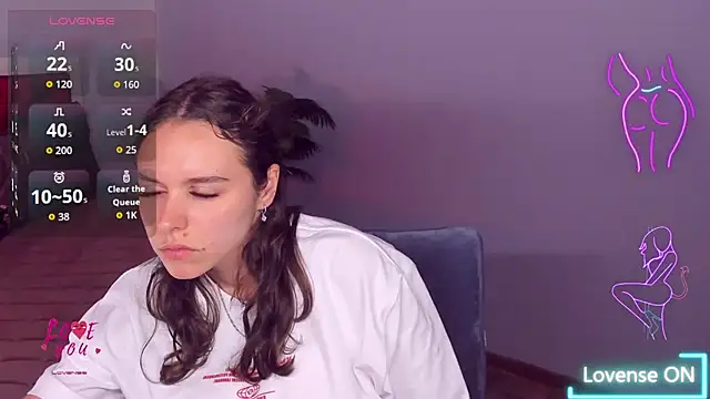 EmelyMason online show from June 17, 9:32 am