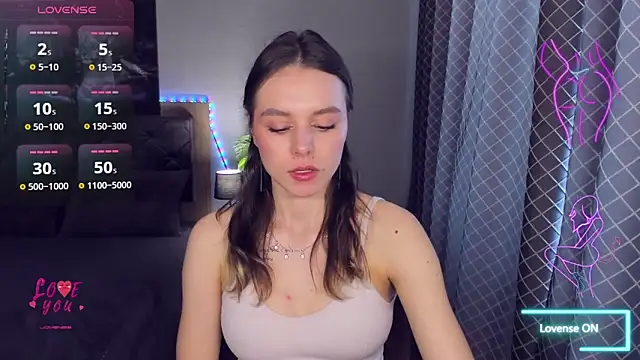 EmelyMason online show from March 24, 5:24 am