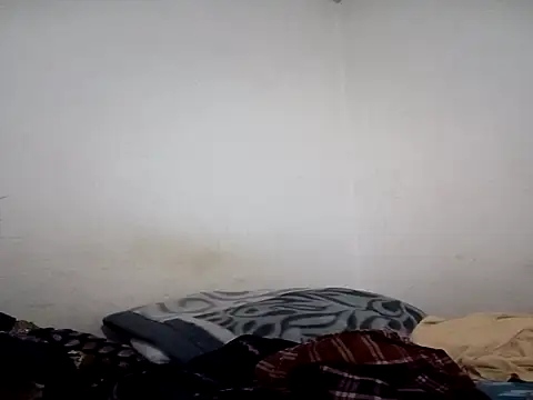 Snapshot of Neha-Bhabhi-Rasily chatting on October 15, 5:15 pm Neha-Bhabhi-Rasily online show from October 15, 5:15 pm