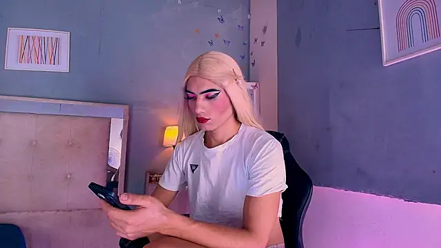 Emily Castillo 1 online show from July 1, 4:56 am