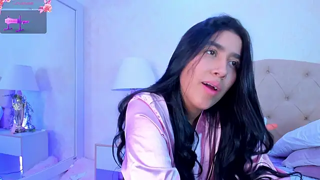 Mia Montess online show from June 4, 4:55 pm