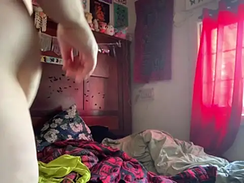 Queendeeeeothroattt online show from March 9, 4:10 pm