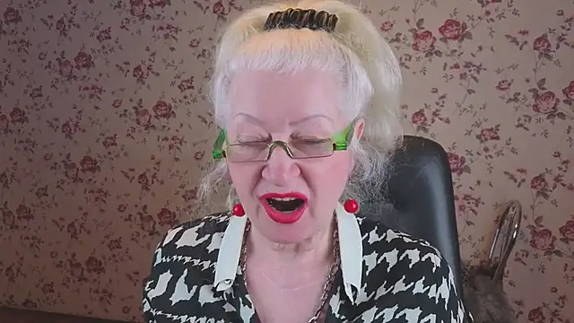 Maya Mayflower online show from March 2, 3:28 am