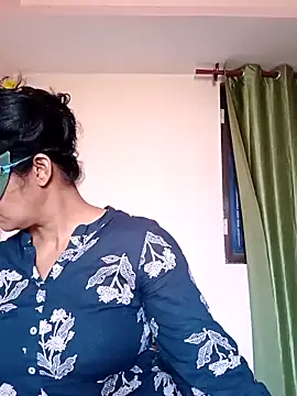 Ronak kaur online show from April 19, 3:50 am