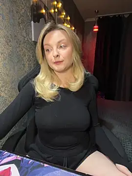 Lina ly online show from October 16, 9:17 pm