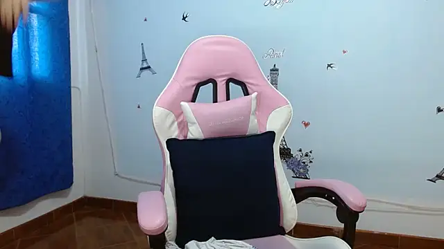 nanis milf online show from April 18, 8:09 pm