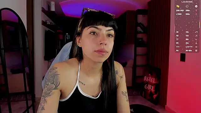 Saraa Desiree online show from February 6, 12:14 am