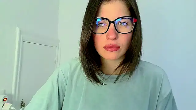 neferutt online show from November 7, 9:59 am