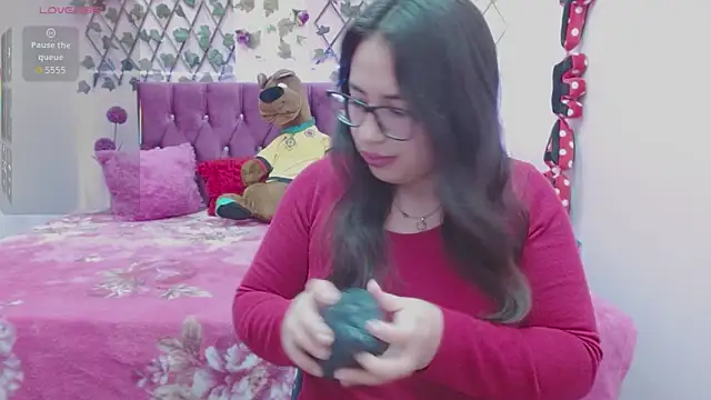 Snapshot of Anny__cute chatting on September 9, 8:30 pm Anny cute online show from September 9, 8:30 pm