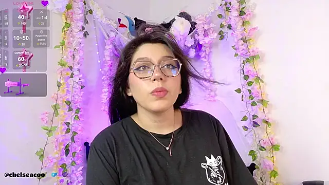Snapshot of chelsea__coo chatting on September 14, 8:18 pm chelsea  coo online show from September 14, 8:18 pm